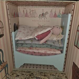 MAILEG PRINCESS & THE PEA SET BOX, BED, CROCHET PRINCESS 7 MATTRESSES COVER